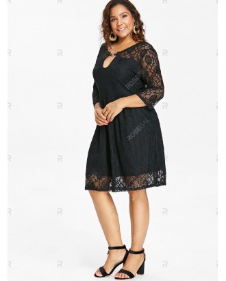Plus Size Keyhole Knee Length Lace Dress - L
