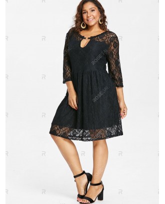 Plus Size Keyhole Knee Length Lace Dress - L